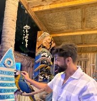 Randheer - Male escort in Indore