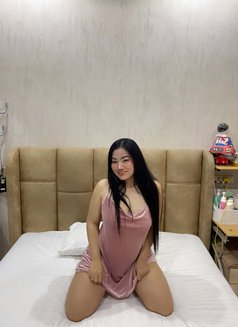 Ranee Professional massage - escort in Al Manama Photo 2 of 11