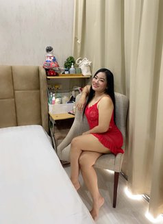 Ranee Professional massage - escort in Al Manama Photo 6 of 11