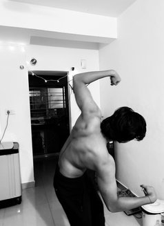 Rangeen Babu - Male escort in Bangalore Photo 2 of 2