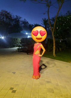 Rani - escort in Dubai Photo 2 of 5