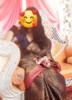 🦋 Rani Cam and Real Meet 🦋 - escort in Hyderabad Photo 2 of 5