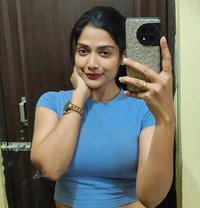 Rani - escort in Muscat