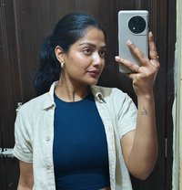 Rani - escort in Muscat