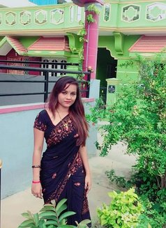 Rani Escort Service - puta in Hyderabad Photo 2 of 2