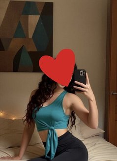 Doha escort - puta in Doha Photo 6 of 8