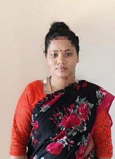 Rani - escort in Hyderabad Photo 1 of 1