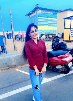 Rani - escort in Kolkata Photo 2 of 2