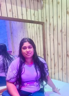 Rani - escort in Mumbai Photo 2 of 2