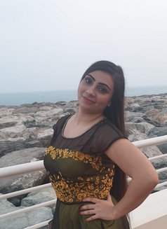 Rani Indian Girl - puta in Dubai Photo 1 of 7