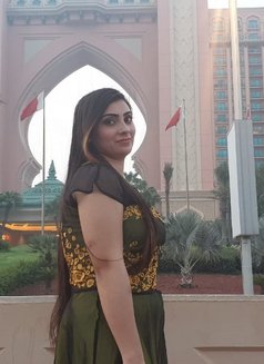 Rani Indian Girl - puta in Dubai Photo 3 of 7