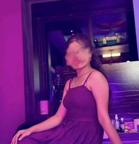 Rani Kumari Independent Cam Show & Real - puta in Pune Photo 2 of 5