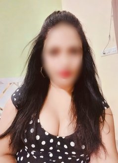 Rani Meet & Cam - escort in Bangalore Photo 2 of 5