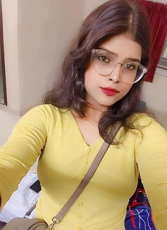 Surbhi (Meet & $ex Chat and Cam $how) - escort in Hyderabad Photo 1 of 2