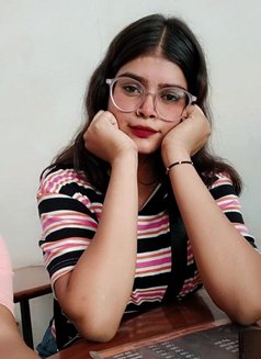 Rani ( Real meet and cam show) - puta in Hyderabad Photo 2 of 2