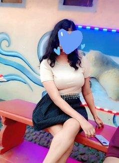 Rani ( Real meet and cam show) - escort in Hyderabad Photo 5 of 5