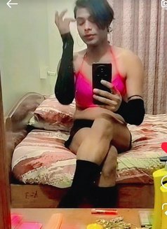 Rani Sen - Transsexual escort in New Delhi Photo 15 of 15
