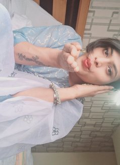 Rani Sen - Acompañantes transexual in New Delhi Photo 3 of 4