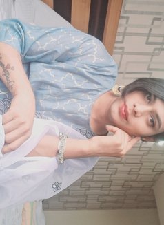 Rani Sen - Acompañantes transexual in New Delhi Photo 3 of 3