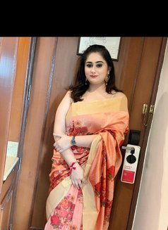Rani Singh - puta in New Delhi Photo 7 of 8
