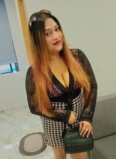 Rani Singh - escort in Kolkata Photo 2 of 2