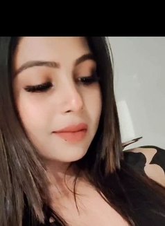 Rani Singh - escort in Mumbai Photo 3 of 3