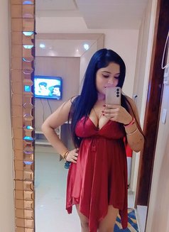 Rani Singh - escort in New Delhi Photo 5 of 6