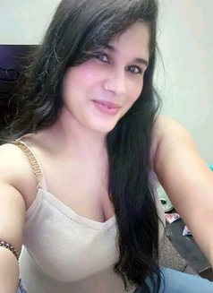 Rani Singh - escort in New Delhi Photo 9 of 12