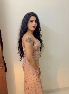 Rani Singh - Transsexual escort in Hyderabad Photo 12 of 15