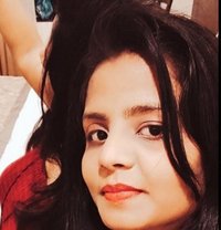 Rani Webcom and Reel Meeting - puta in Bangalore Photo 1 of 2