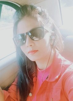 Rani Webcom and Reel Meeting - escort in Bangalore Photo 2 of 2