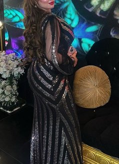 Rania - escort in Cairo Photo 5 of 6