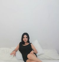 Rania - escort in Bali Photo 1 of 5