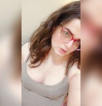 Rania - Intérprete transexual de adultos in Cairo