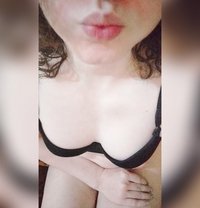 Aaaaaa - Intérprete transexual de adultos in New Delhi