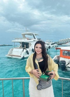 Rania - escort in Riyadh Photo 11 of 13