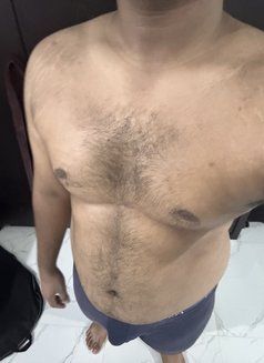 Ranidu Massage and Sex - Male escort in Colombo Photo 2 of 6