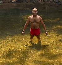 Ranil British Bi - Male adult performer in Colombo