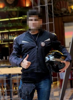 Ranjeet: Attractive, Educated & Discreet - Male escort in Mumbai Photo 2 of 7
