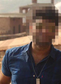 Ranjeet: Attractive, Educated & Discreet - Male escort in Mumbai Photo 6 of 7