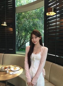 Ranran Premium Escort Service Taiwan - escort agency in Taipei Photo 7 of 12