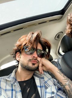 Ranveer - Male escort in Jaipur Photo 4 of 6