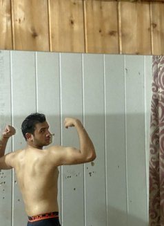 Ranvijay Singh - Male escort in New Delhi Photo 4 of 7