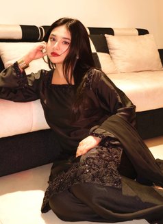 Ranya - escort in Dubai Photo 2 of 4