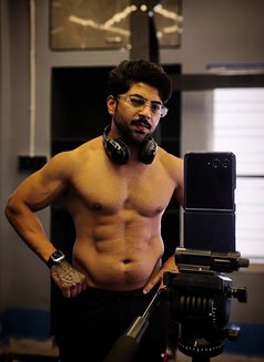 Raone - Acompañantes masculino in Kolkata Photo 10 of 12