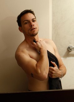 Raphael Ftm @ Elegance Empire - Transsexual escort in Johannesburg Photo 10 of 12