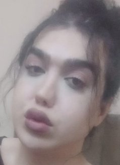 Raqan - Transsexual escort in Muscat Photo 3 of 4