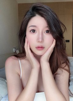 🫦Rare Seduction of Taiwanese Babe 🫦 - puta in Singapore Photo 5 of 10