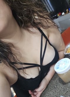 Rariya ( Humphrey ) (osan) - masseuse in Pyeongtaek Photo 4 of 5