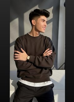 Rasel Muharzan - Male escort in Kuala Lumpur Photo 4 of 4